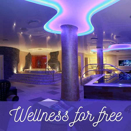 Boutique Hotel Ambiente ****+ Karlowe Wary Zewnętrze zdjęcie