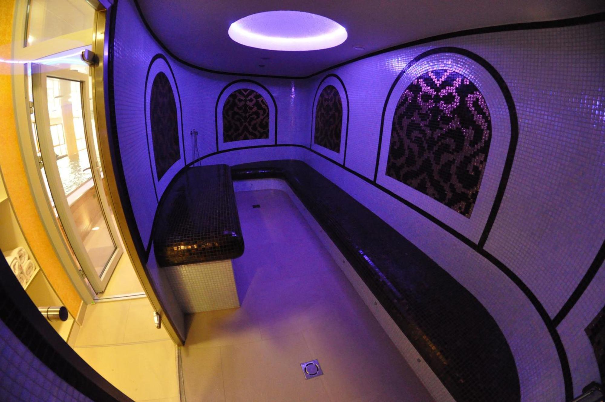 Boutique Hotel Ambiente ****+ Karlowe Wary Zewnętrze zdjęcie