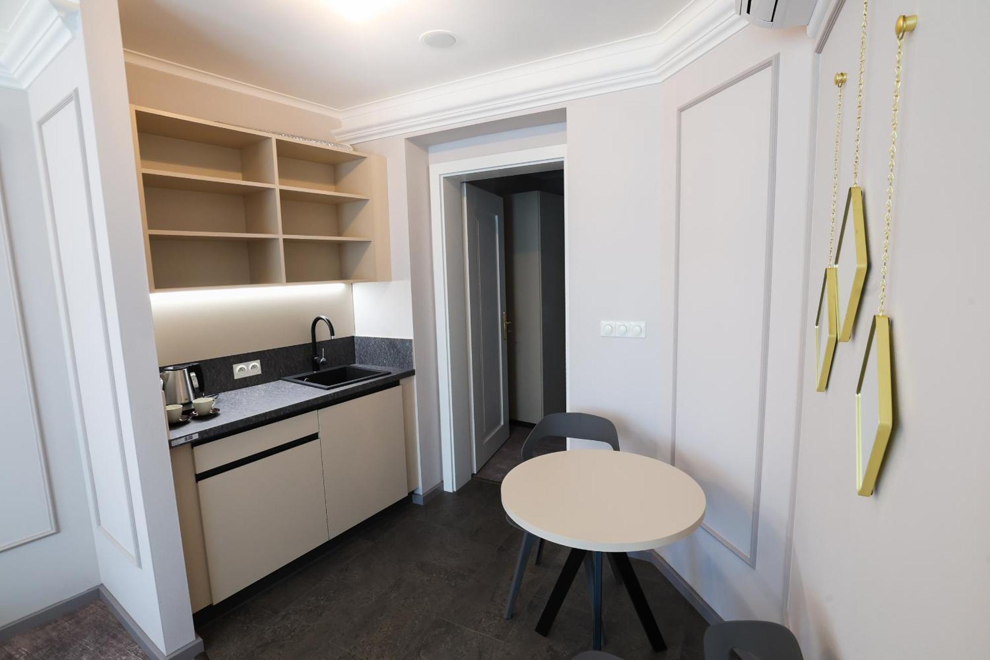Boutique Hotel Ambiente ****+ Karlowe Wary Zewnętrze zdjęcie
